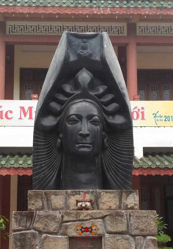 Guan yin noire.