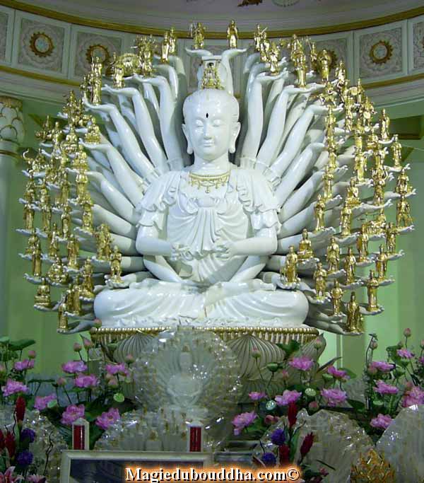 Statue de guan yin.