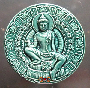 jatukham rammathep amulets.