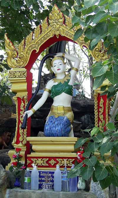 fontaine de la deesse thai de la terre