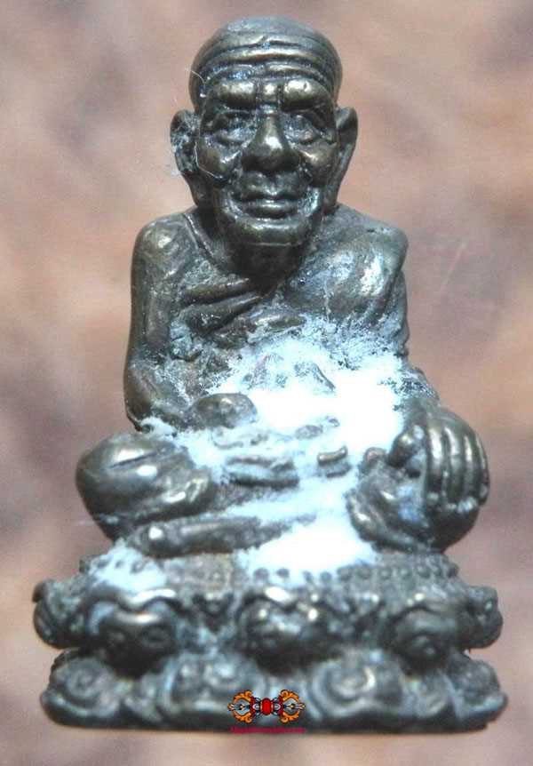 Amulette Thai phra kling de luang phor thuat.