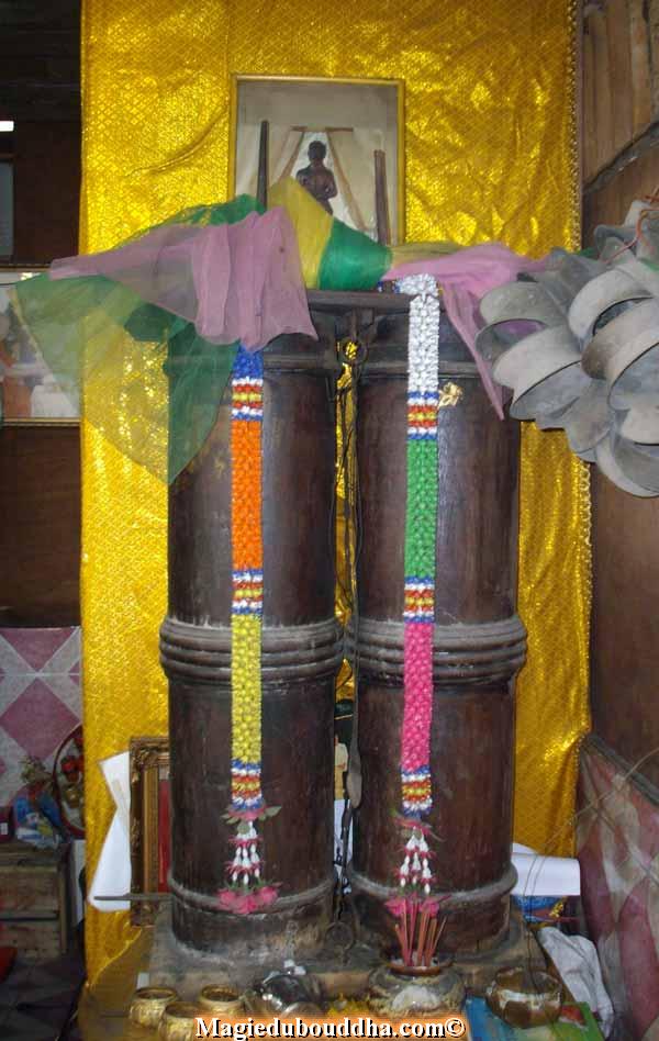 Soufflets de forge anciens en Thailande.