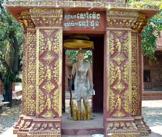 Statue de Lersi au Cambodge.