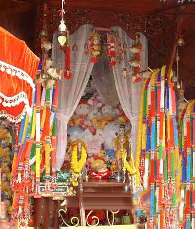 Autel des gumanthong.