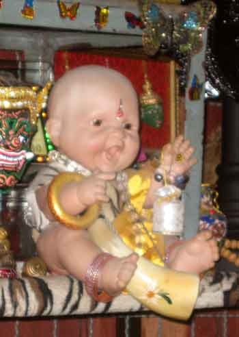Poupée khuman thong.