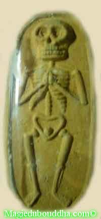 thai vaudou amulette squelette
