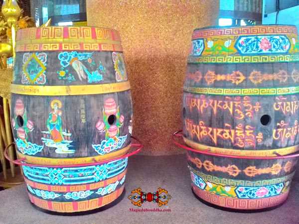 prayer wheel