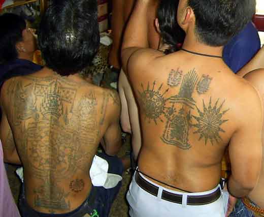 tatouages thai sak yant.