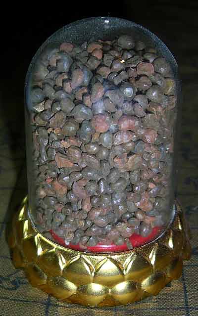 Relique bouddhiste de birmanie.