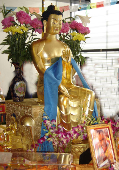 Bouddha maitreya.