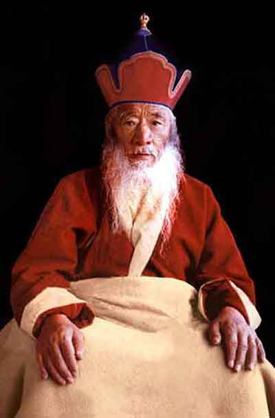 Chatral rinpoché.