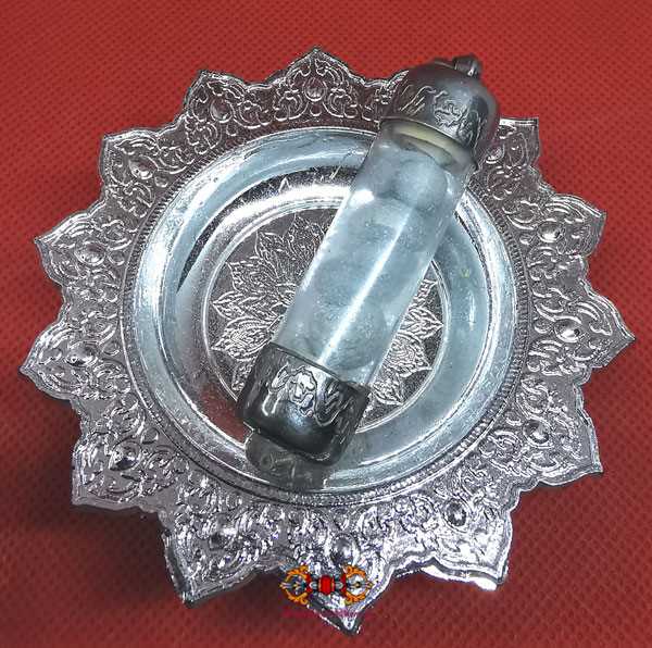 Reliques minérales du Bouddha.