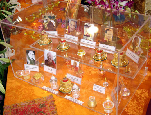 Reliques de lama tibétains.