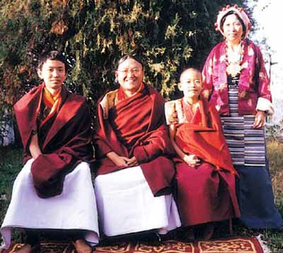 sakya trizin et famille