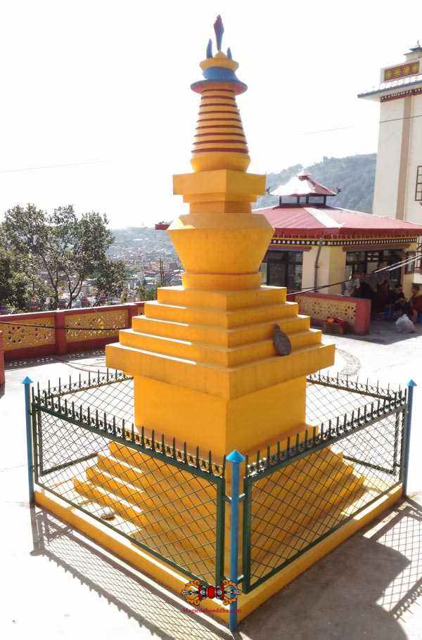 stupa bönpo