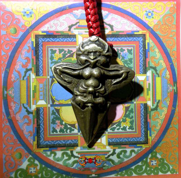 amulette bonpo tokchag