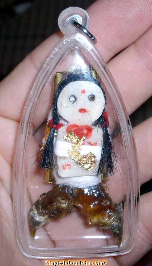 Amulette vaudou thai par phra ajarn thep.
