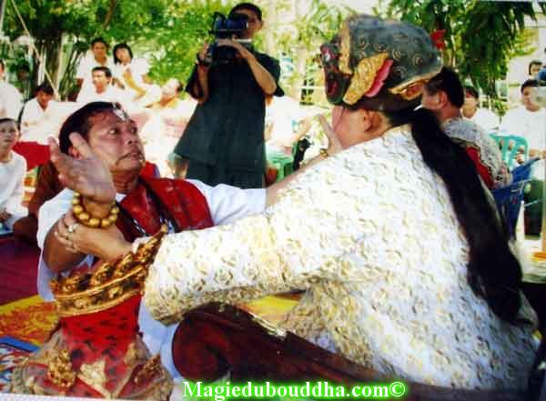 Phra Pirab transe