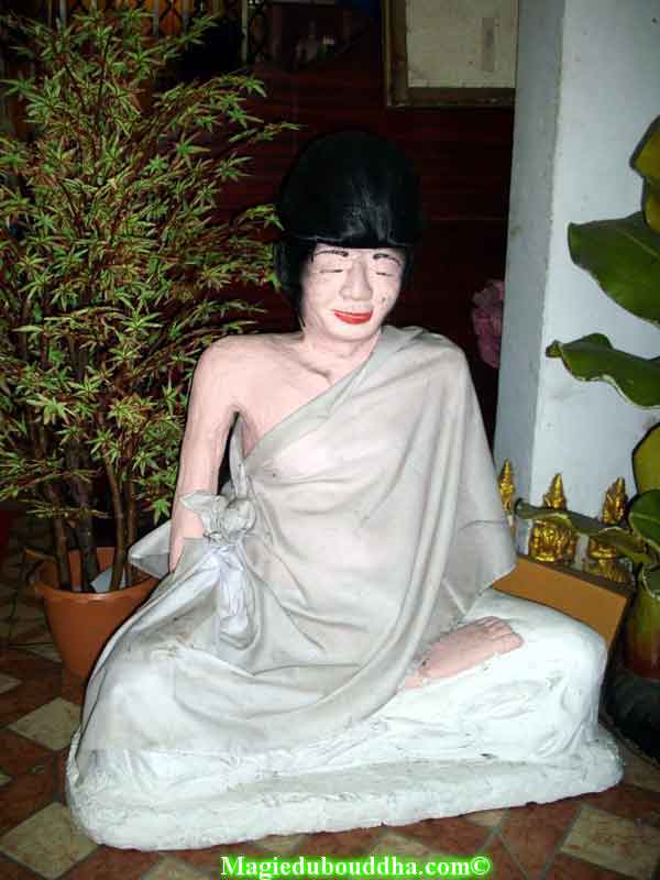 Statue de yogi en thailande.