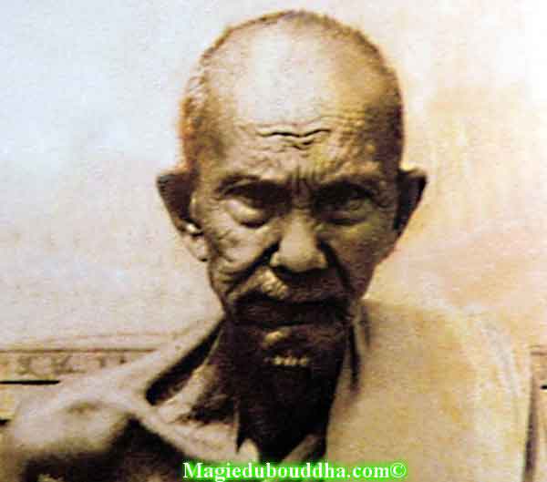 Le très vénérable luang phor rord.