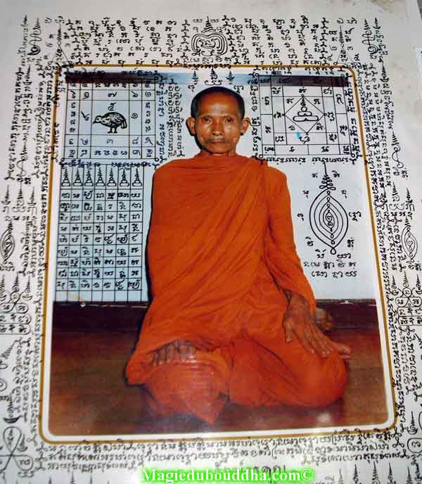 Vénérable luang phor sangha.