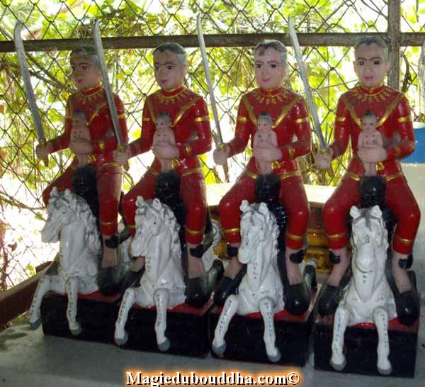 Statues thai de phra khunpen par luang phor somchai.