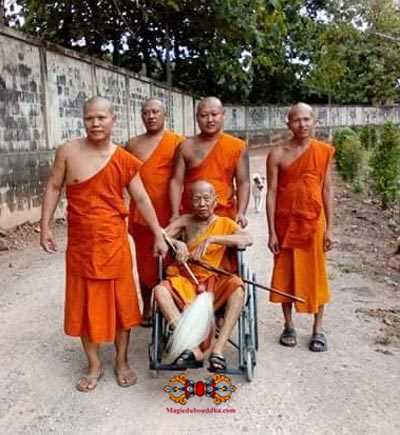 Le Très Vénérable Luang Phor Thongpoon.