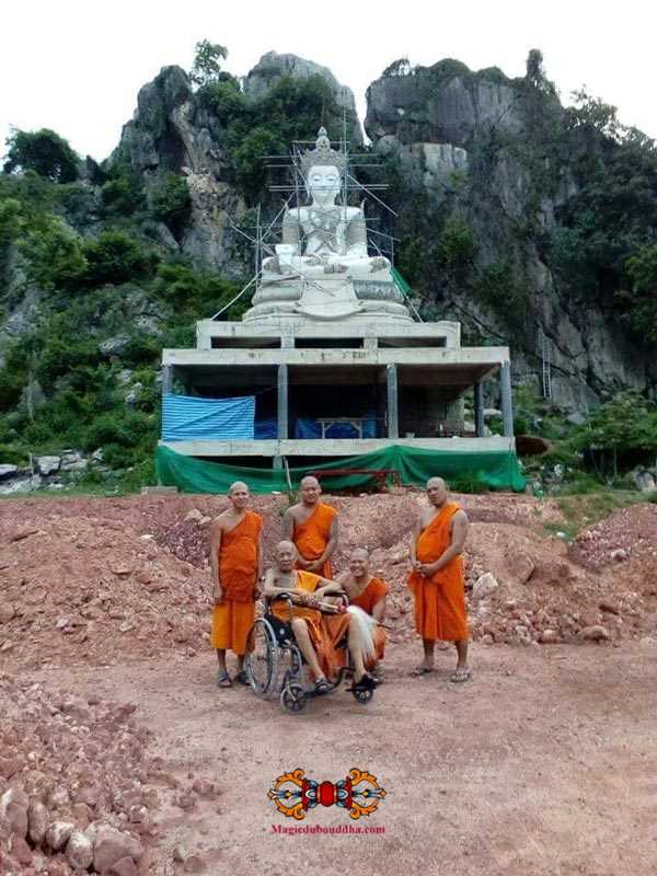 bénédiction bouddha
