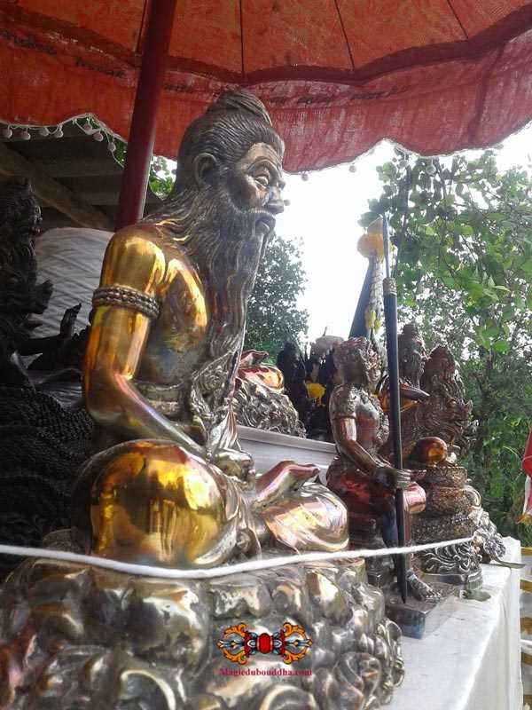 statues de lersi