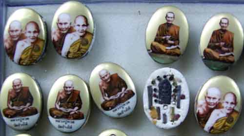 Amulettes de luang phor dooh.
