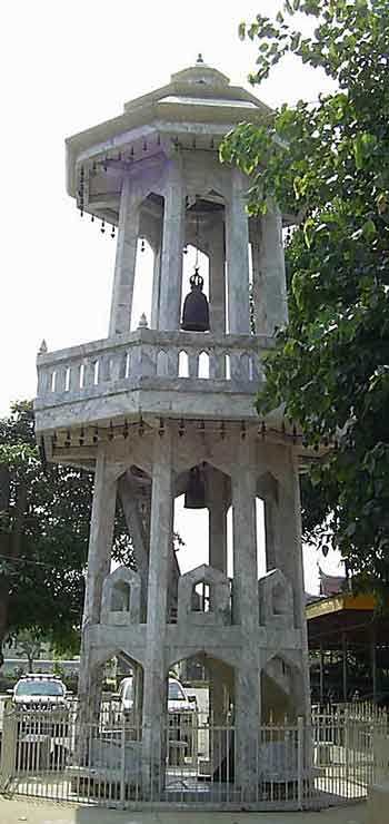 Cloche de temple thai.
