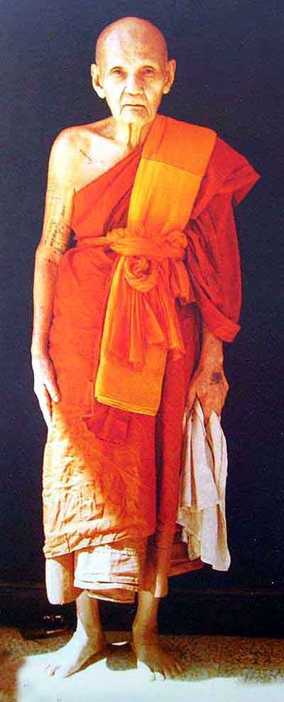 Luang phor dooh du wat sakai.