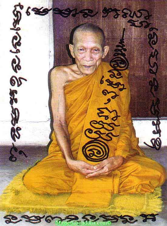 Le vénérable luang phor kallong.