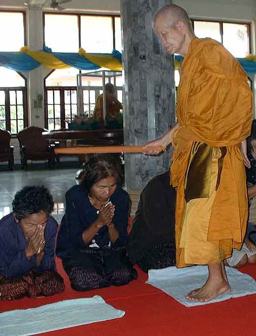 Bénédiction de luang phor koon.