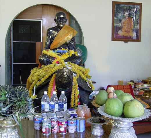 Autel de luang phor liew.