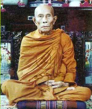 Luang phor liew du wat rai thengthong.