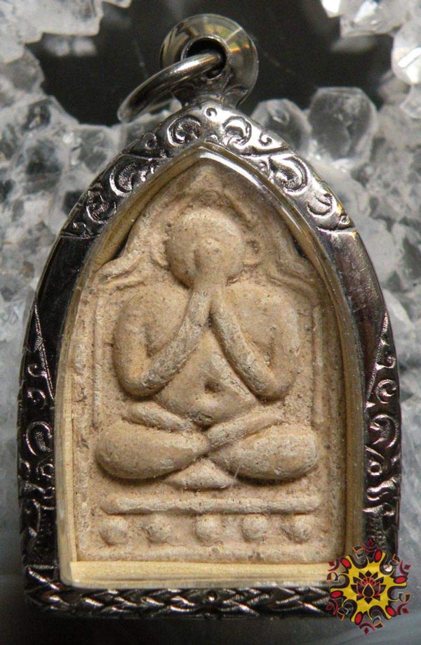 Amulette thai phra pidta de luang phor mee.