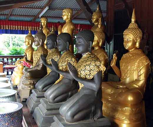 statues de Bouddha temple siam