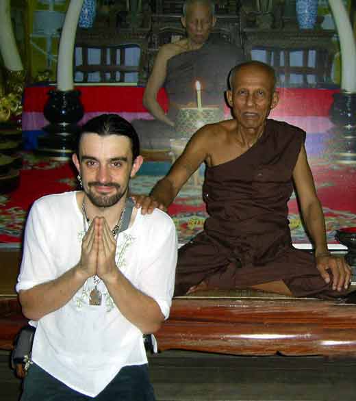 moi et LP Taweesak